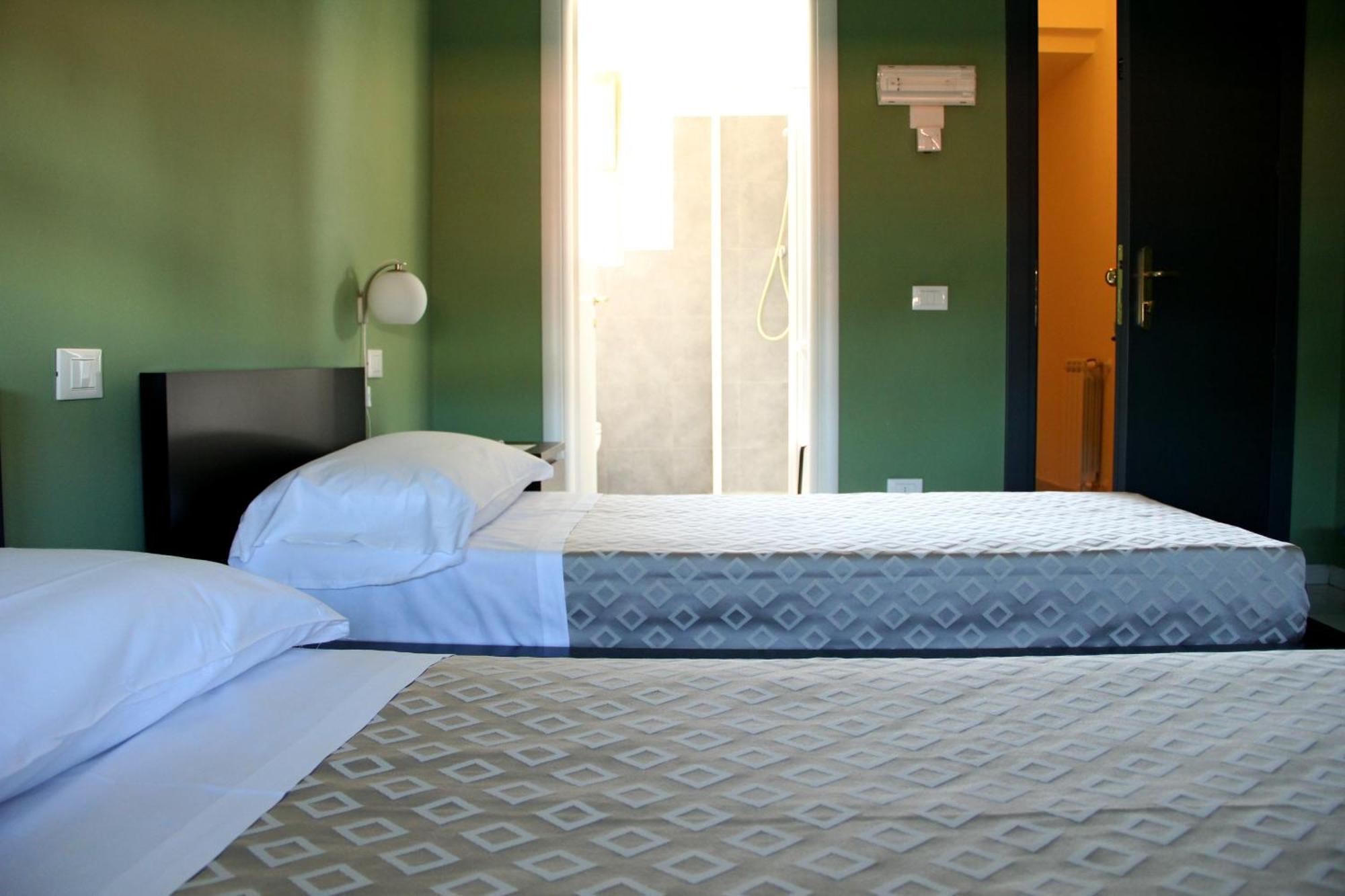Hotel Sauro Viareggio Exteriör bild