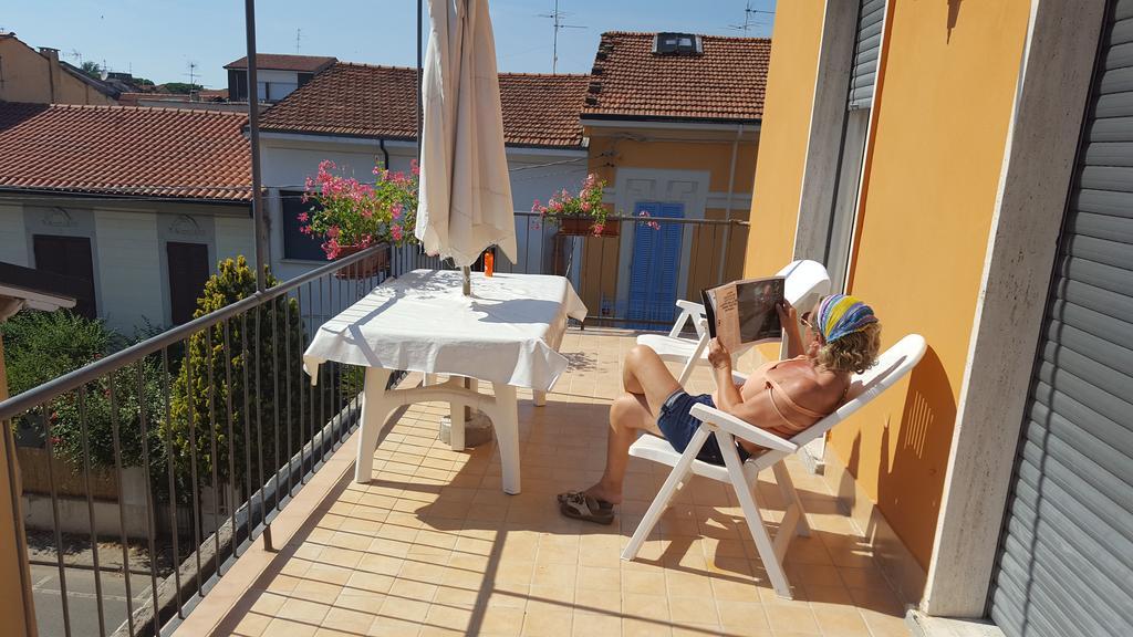 Hotel Sauro Viareggio Exteriör bild