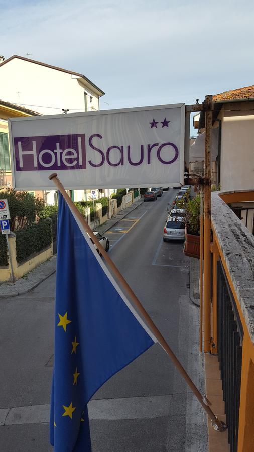 Hotel Sauro Viareggio Exteriör bild